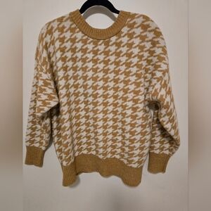 Ava & Viv Tan and White Houndstooth Sweater